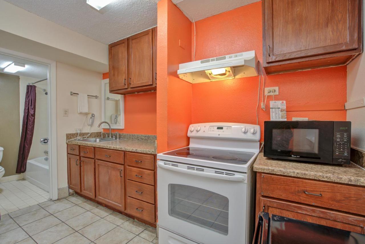 Americas Best Value Inn Laredo Luaran gambar