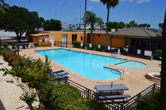 Americas Best Value Inn Laredo Luaran gambar