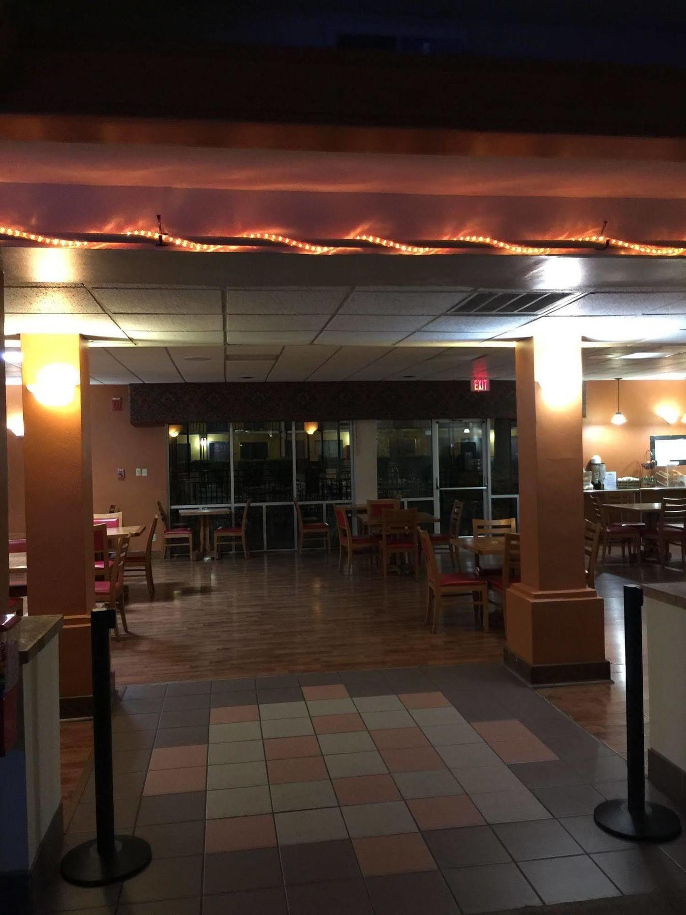 Americas Best Value Inn Laredo Luaran gambar