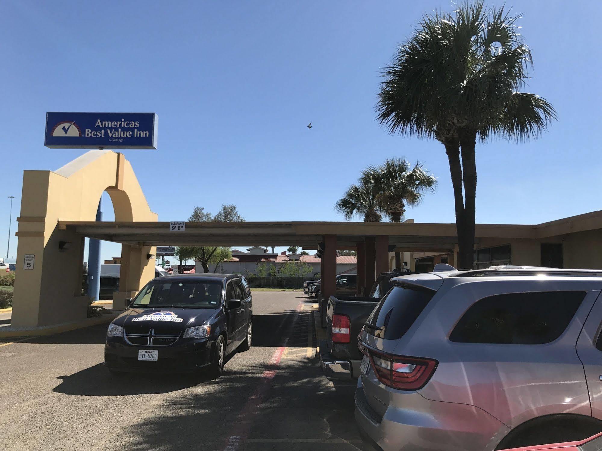 Americas Best Value Inn Laredo Luaran gambar